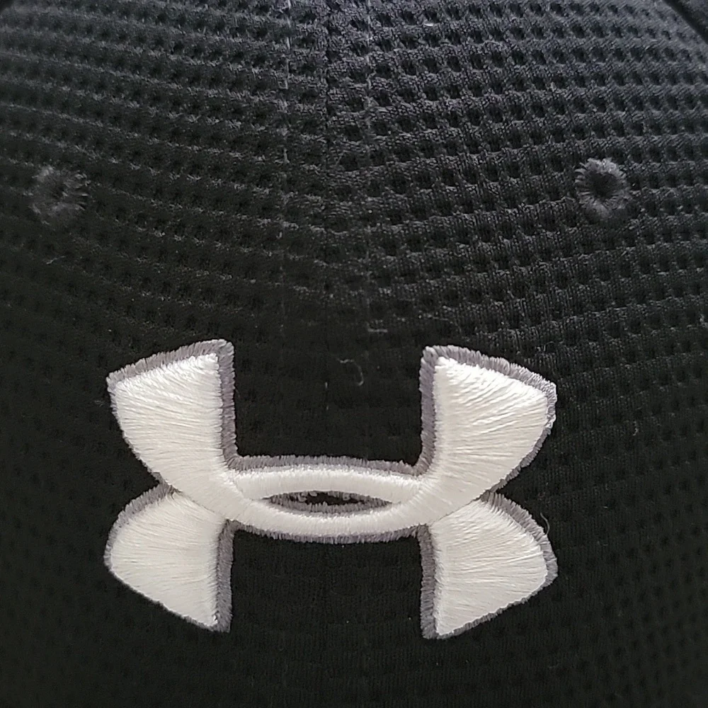 Under Armour Hat - Size S/M